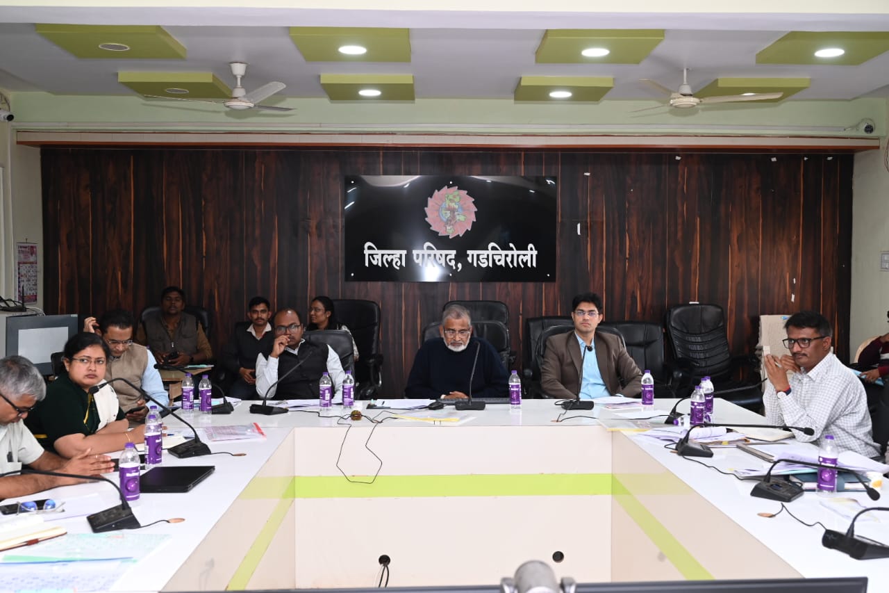 गडचिरोली जिल्ह्यात हिवताप निर्मूलनासाठी प्रशासन युद्धपातळीवर; डॉ. अभय बंग यांच्या अध्यक्षतेखाली टास्क फोर्सची बैठक संपन्न