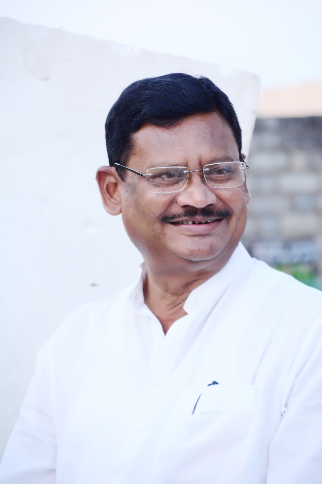 चंद्रपूर वनपरिक्षेत्रातील PRT मजुरांचे वेतन रखडले ; मानधन न मिळाल्याने कुटुंबीयांवर उपासमारीची वेळ