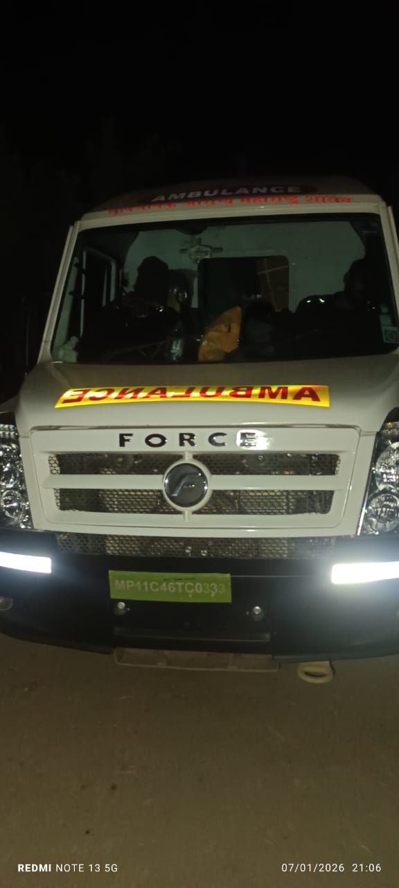 🚑आरोग्य विभागाच्या ॲम्बुलन्स कुठेही थांबवतात , वेळेवर रुग्णाकडे जात नाही , DHo लक्ष पुरवतिल काय !