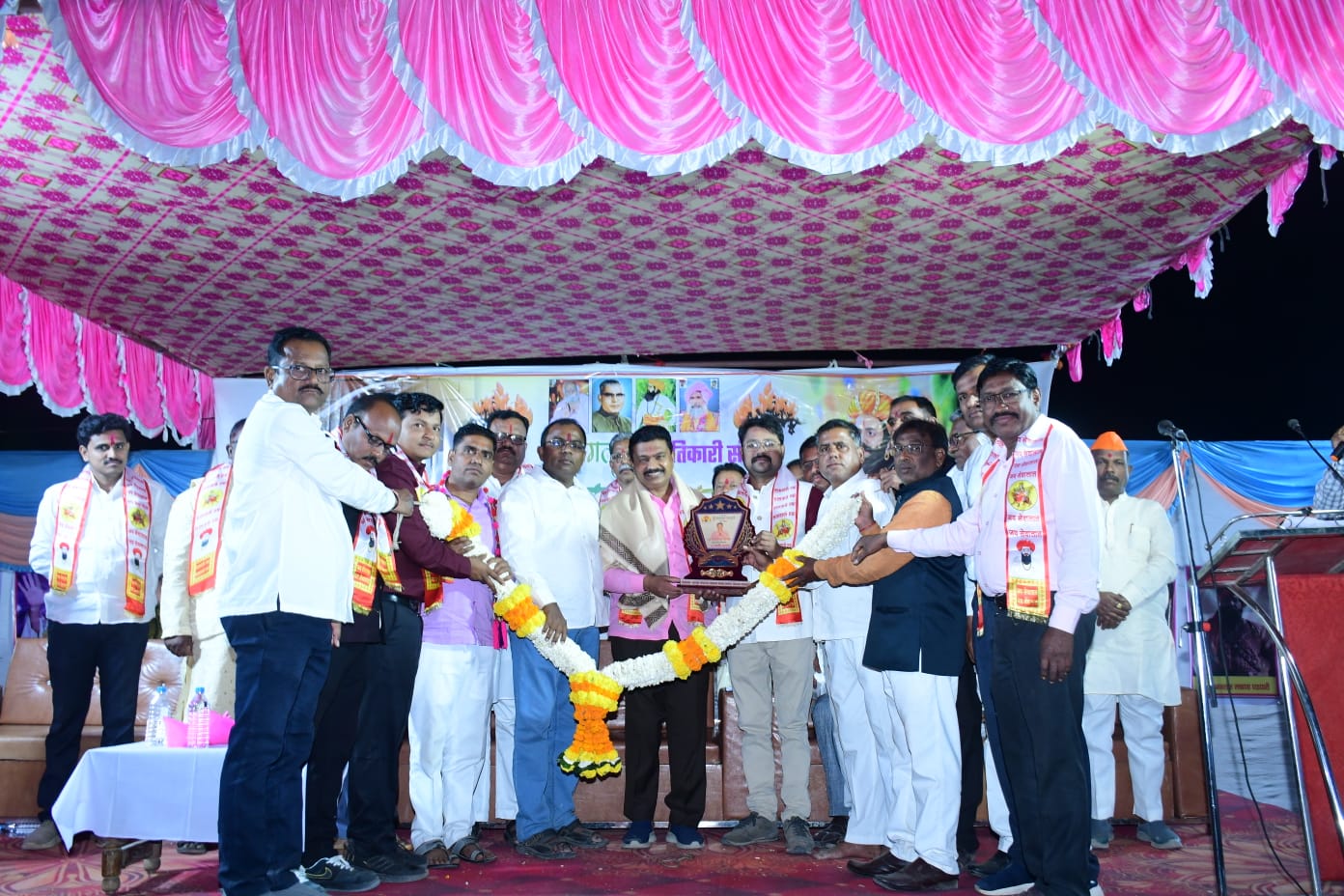 गडचांदूर येथे आमदार देवराव दादा भोंगळे यांच्या उपस्थितीत संत सेवालाल महाराज जयंती मोठ्या उत्साहात साजरी.