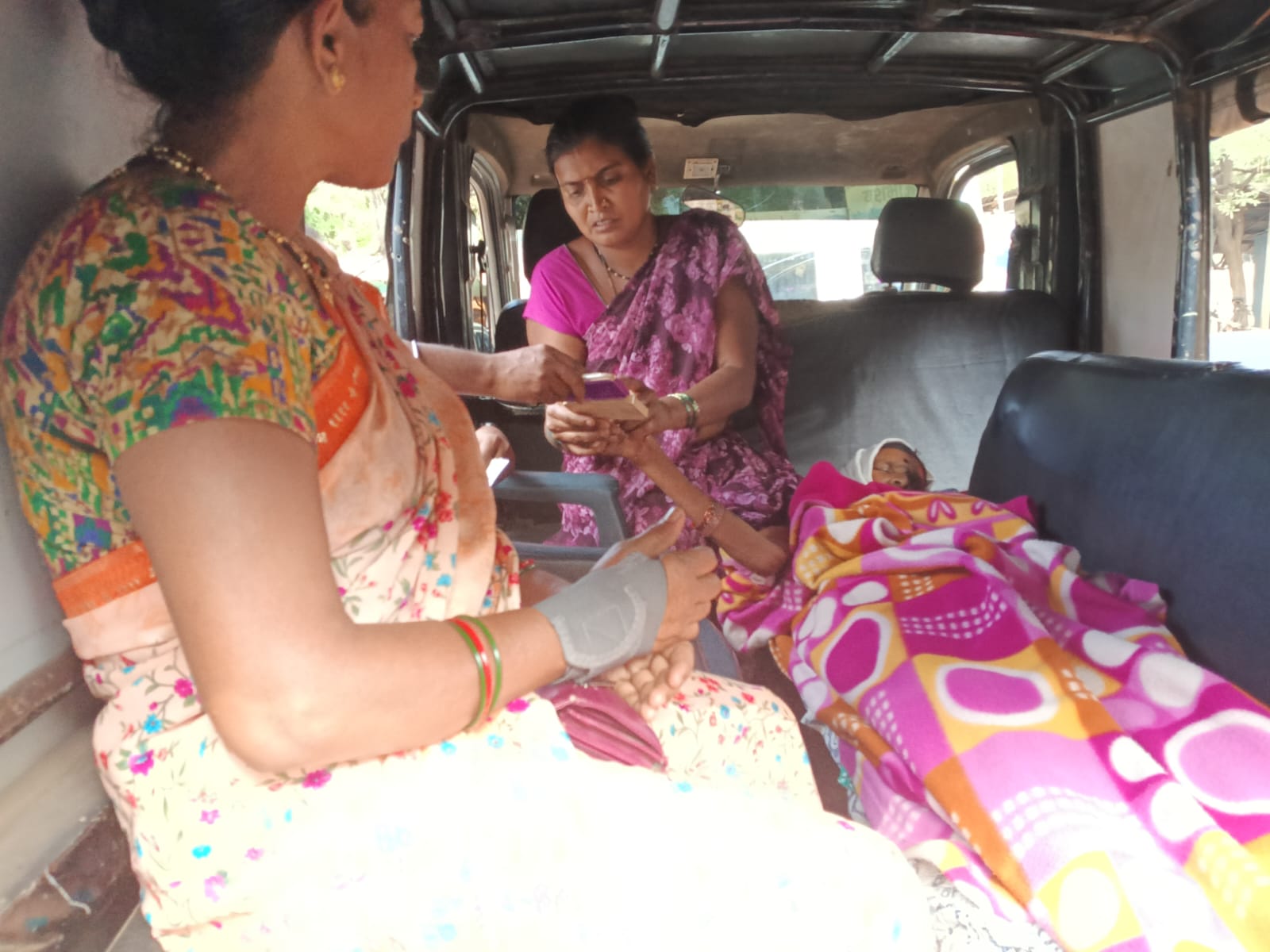 महाराष्ट्र बॅक पोर्लाचा भोंगळ कारभार