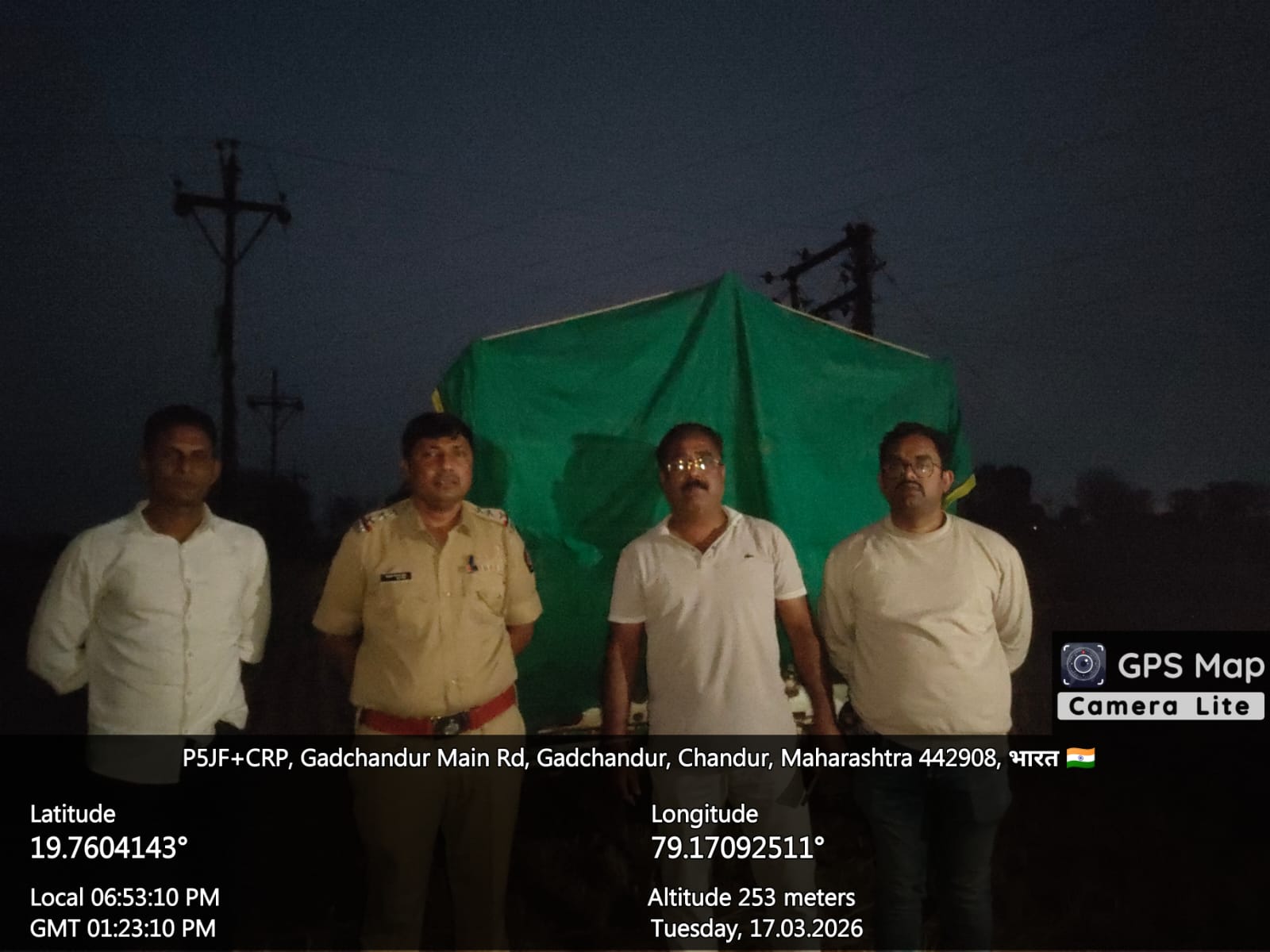 गडचांदूर पोलिसांची गोवंशीय जनावरांच्या अवैधरित्या वाहतुकीवर कारवाई!