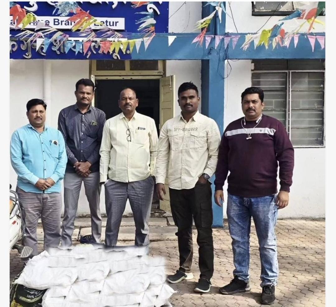 13 आरोपी गजाआड, 14 लाख रुपयांचा गुटखा आणि सुगंधित तंबाखू चा मुद्देमाल जप्त.