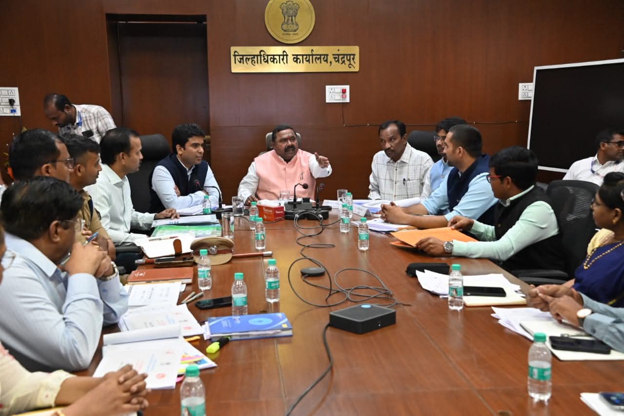 राष्ट्रीय अनुसूचित जाती आयोगाच्या सदस्यांकडून योजनांचा आढावा