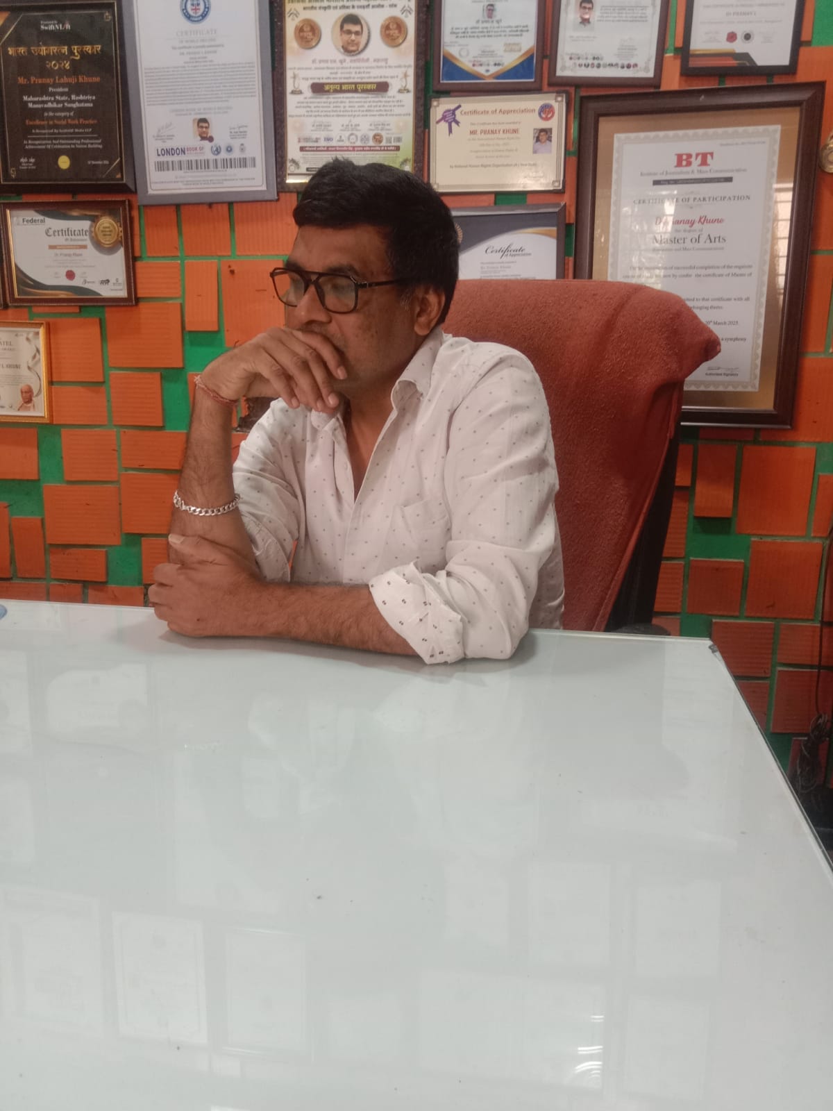 कॉन्ट्राकदारांच्या समश्या शासन दरबारी मांडणार. कॅन्ट्राकदार संघटनेचे- अध्यक्ष प्रणय खुणे