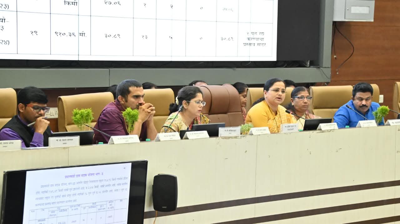 केंद्र पुरस्कृत योजनांचा खासदारांकडून आढावा