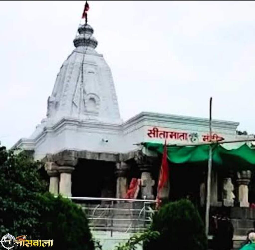 रावेरीच्या मंदिरात सीता नवमी महोत्सवनऊ महिलांचा 'स्वयंसिध्दा सिता सन्मान'