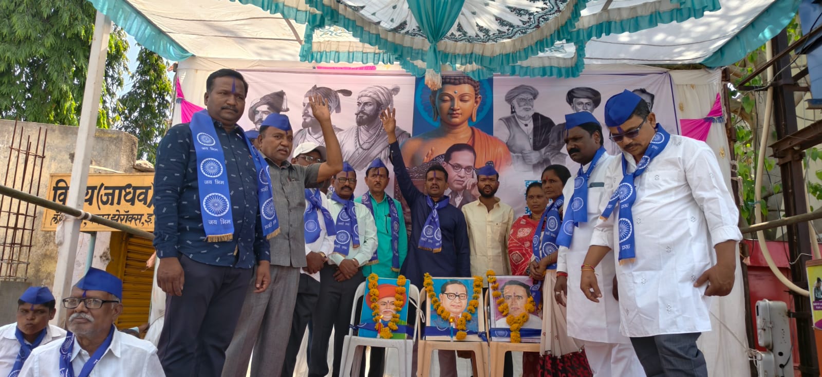 मातंग समाजाच्यावतीने डॉ बाबासाहेब आंबेडकर यांची जयंती आगळया वेगळया पध्दतीने साजरी.