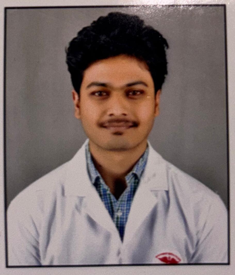 विरुरच्या स्पंदन नारनवरे यांची एमबीबीएस परीक्षेत यशस्वी कामगिरी; गावातील पहिले एमबीबीएस डॉक्टर होण्याचा मान