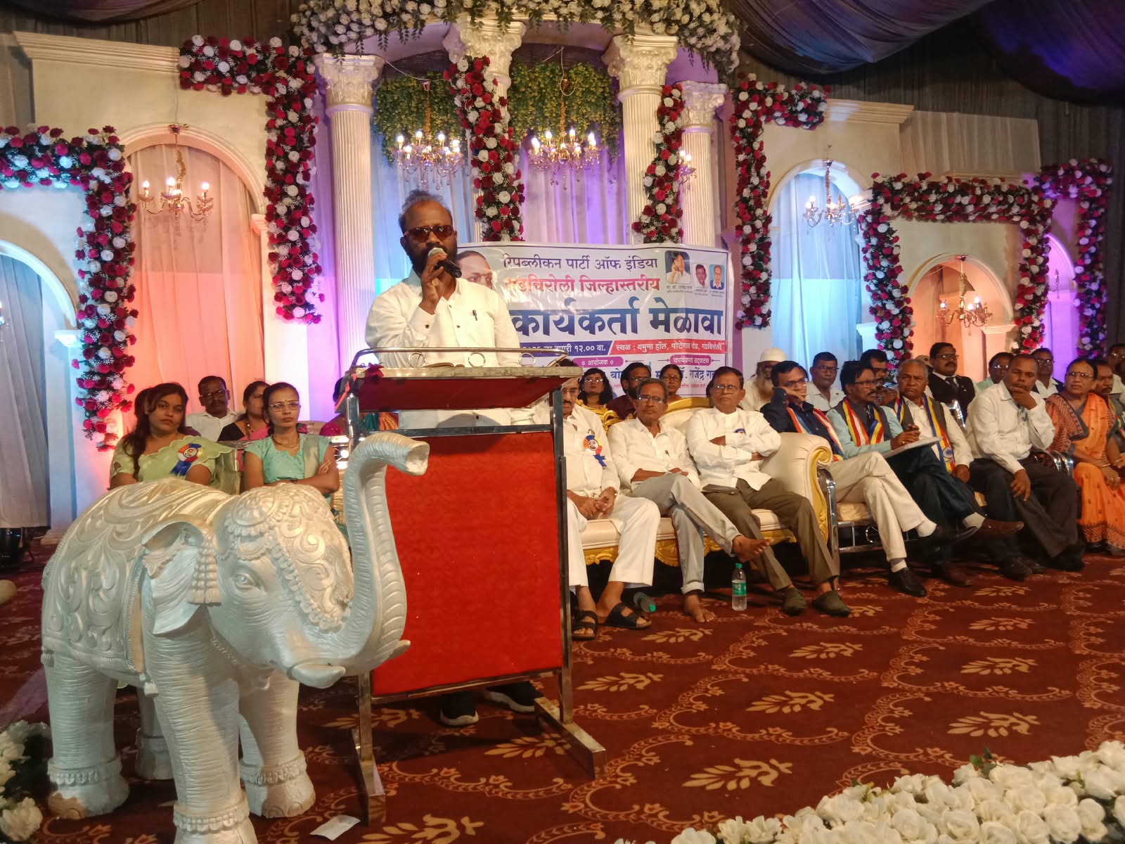 रिपब्लिकन पार्टी गडचिरोली जिल्ह्यातील प्रत्येक गावोगावात पोहचविण्याचा माझा प्रयत्न-प्रा. मुनिश्वर बोरकर